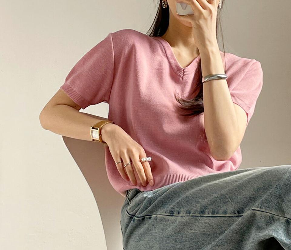 【10%OFF】Vネック半袖ニット・全8色・t71900 レディース 【tops】トップス ニット 半袖 ハーフスリーブ 単色 無地 シンプル ベーシック カジュアル Vネック ラフ カラーアイテム カラーニット 春 夏 秋 韓国ファッション ハイホリHIHOLLI セール SALE