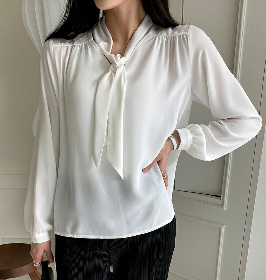 ボウタイギャザーブラウス・全3色・b00340 レディース 【bl】トップス ブラウス 長袖 ボウタイ りぼん ギャザー フェミニン 単色 無地 シンプル 上品 きれいめ オフィスカジュアル 黄色 春 秋 韓国ファッション ハイホリHIHOLLI