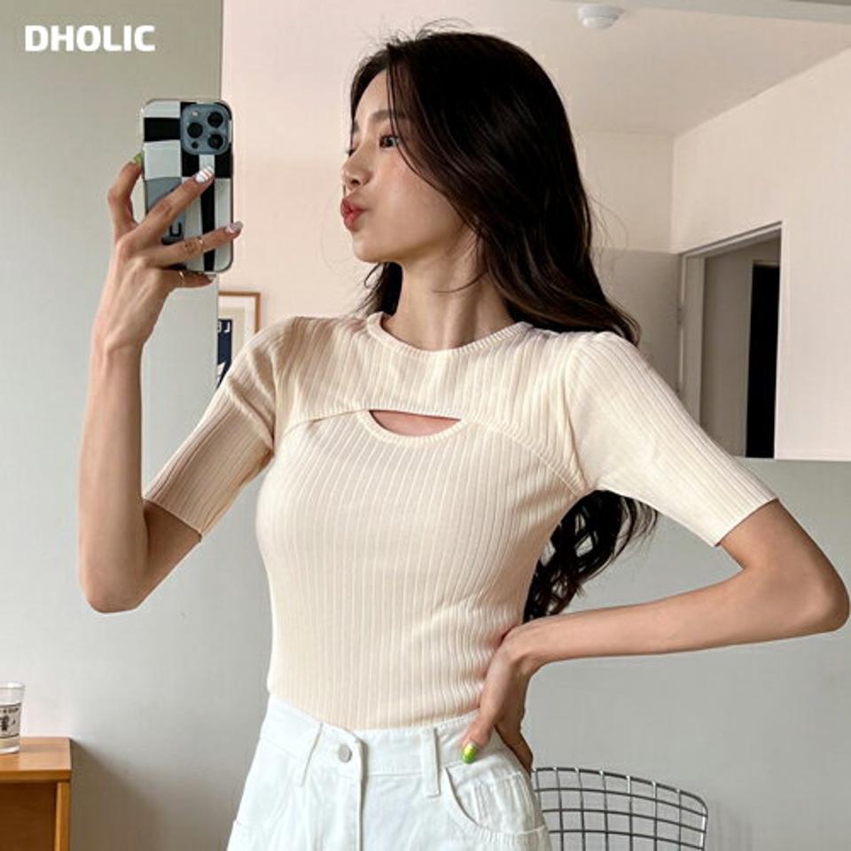 カットアウト半袖リブニット・全4色・b66933 レディース 【tops】韓国ファッション サマーニット トップス ニット 大人 半袖 ラウンドネック カットアウト レイヤード風 クロップド丈 スリム 無地 シンプル フェミニン カジュアル y2k 夏 春 秋