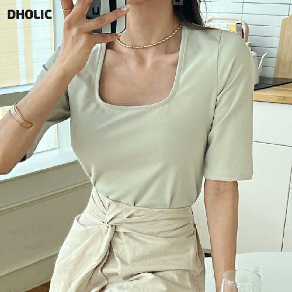 スクエア半袖Tシャツ・全5色・t67053 レディース 【tops】韓国ファッション トップス Tシャツ 大人 半袖 スクエアネック 無地 ベーシック シンプル フェミニン カジュアル 夏 春 秋