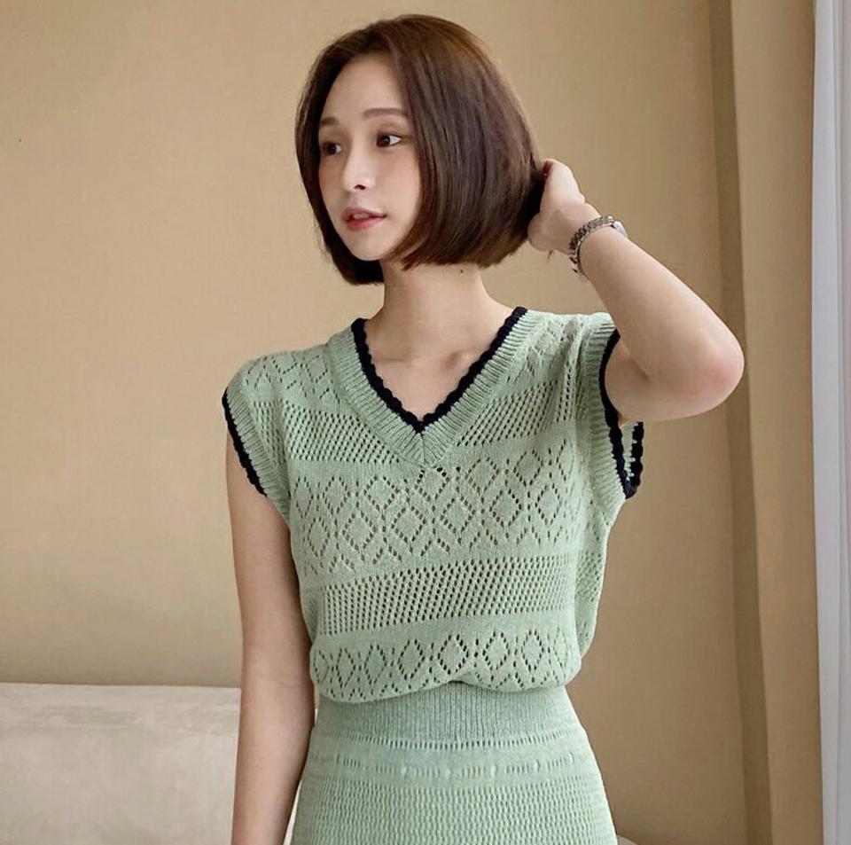 パンチングニットベスト&スカートSET・全2色・b66954 レディース 【ops】韓国ファッション サマーニット ワンピース ベスト スカート セットアップ Vネック パンチング ニットベスト フレンチスリーブ ロング丈 シンプル フェミニン 夏 春 秋