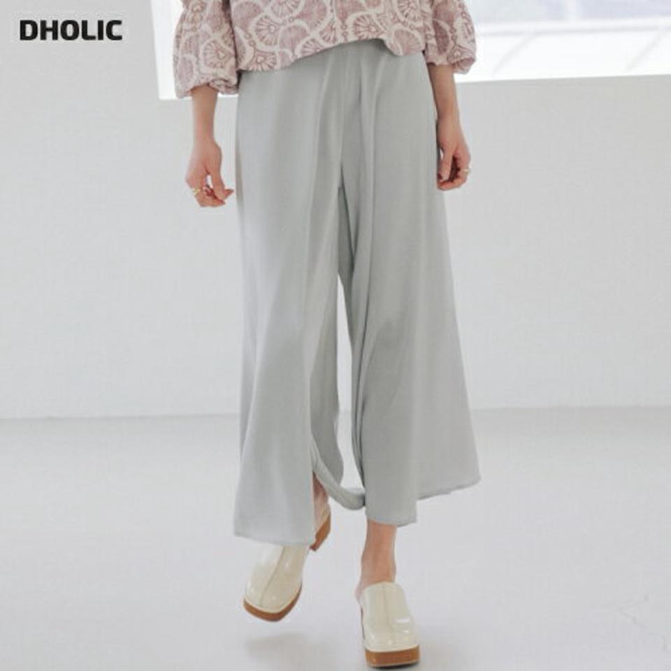 サテンフレアパンツ・全3色・b00240 レディース 【pt】パンツ ズボン ロングパンツ スカンツ 揺れ感 ワイドパンツ 単色 無地 サテン シンプル フレア カジュアル ハイウエスト フェミニン 春 夏 韓国ファッション ハイホリHIHOLLI