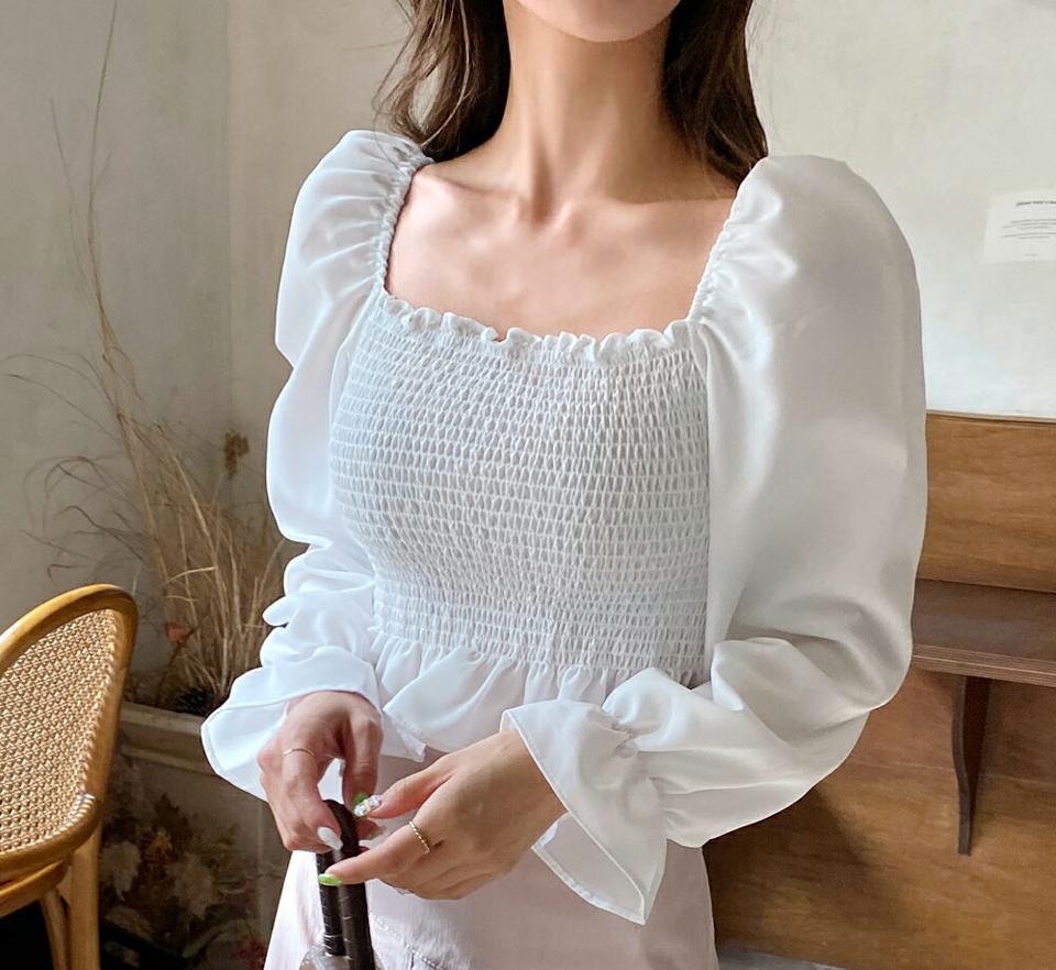 スクエアシャーリングブラウス・全3色・t67055 レディース 【bl】韓国ファッション トップス ブラウス 長袖 スクエアネック シャーリング パフスリーブ クロップド丈 シンプル カジュアル フェミニン 春 秋