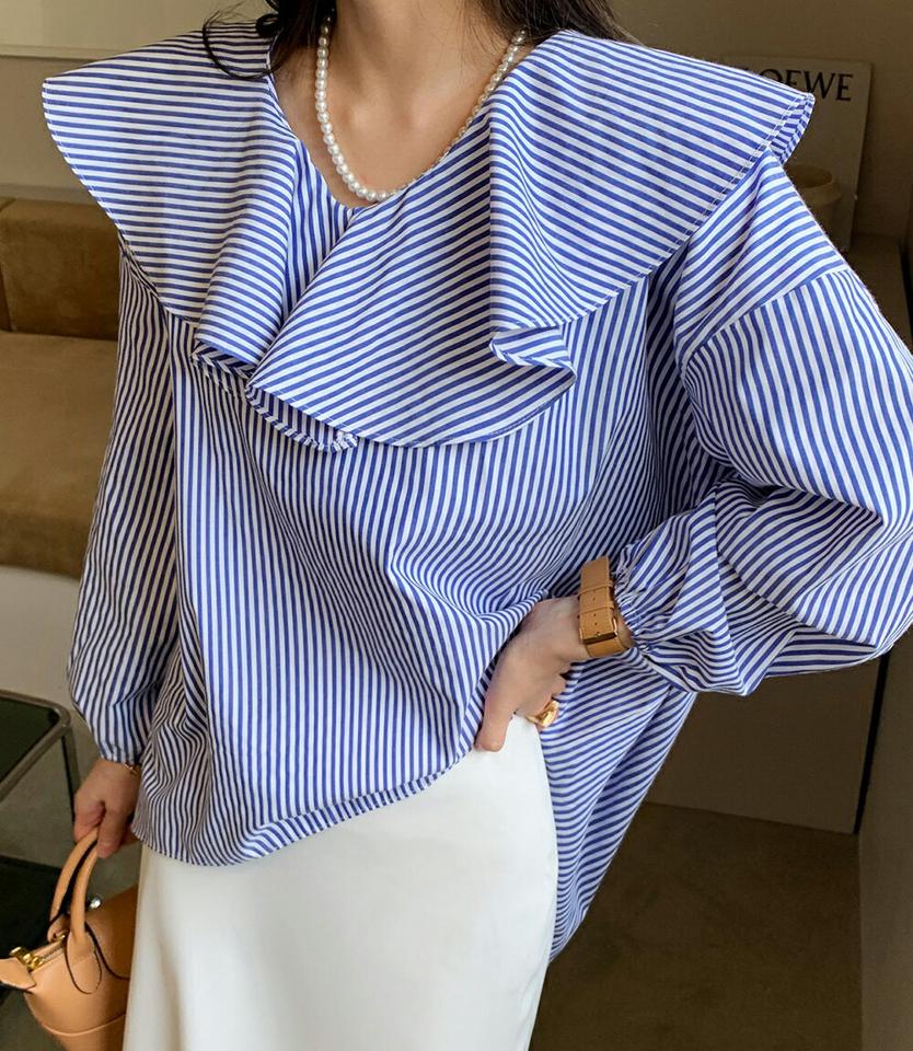 ラッフルVネックストライプブラウス・全2色 レディース 【bl】ブラウス トップス 長袖 襟コン Vネック 鎖骨 デコルテ ラッフル フリル ストライプ 模様 柄 楽ちん 上品 きれいめ フェミニン 春 秋 韓国ファッション ハイホリHIHOLLI