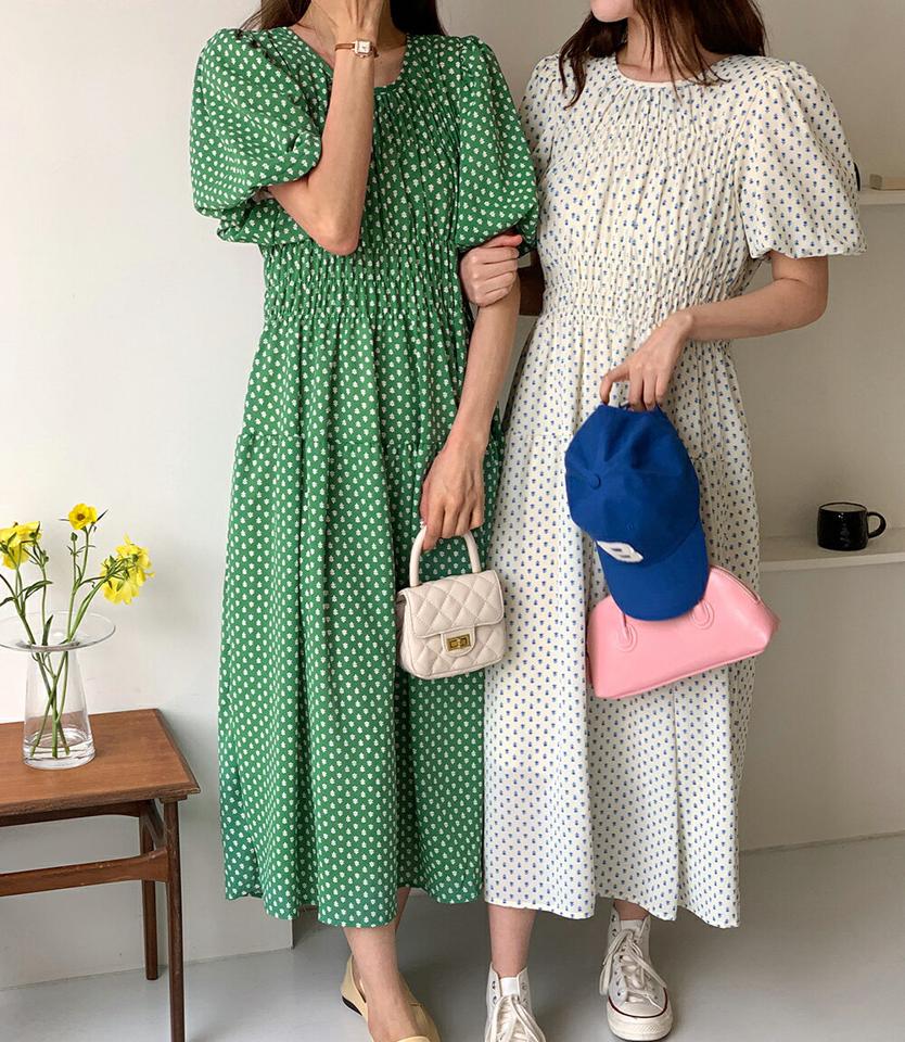 花柄シャーリングパフティアードワンピース・全3色・b00477 レディース 【ops】ワンピ−ス ロング丈 ロングワンピース 半袖 花柄 パフ袖 パフスリーブ かわいい ウエストゴム ティアード 二の腕カバー 緑 体型カバー 春 夏 韓国ファッション