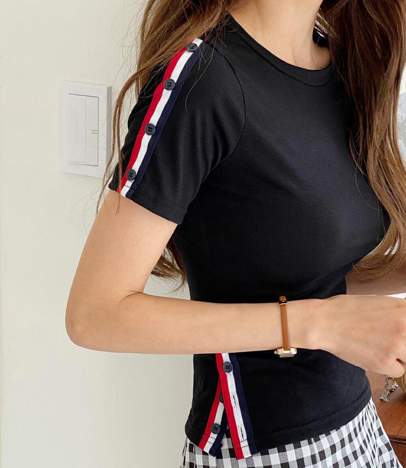 配色テープスリットボタンTシャツ・全2色・t00478 レディース 【tops】トップス Tシャツ 半袖 単色 無地 ボタン 配色 大人 カジュアル ラフ ラウンドネック 春 夏 韓国ファッション