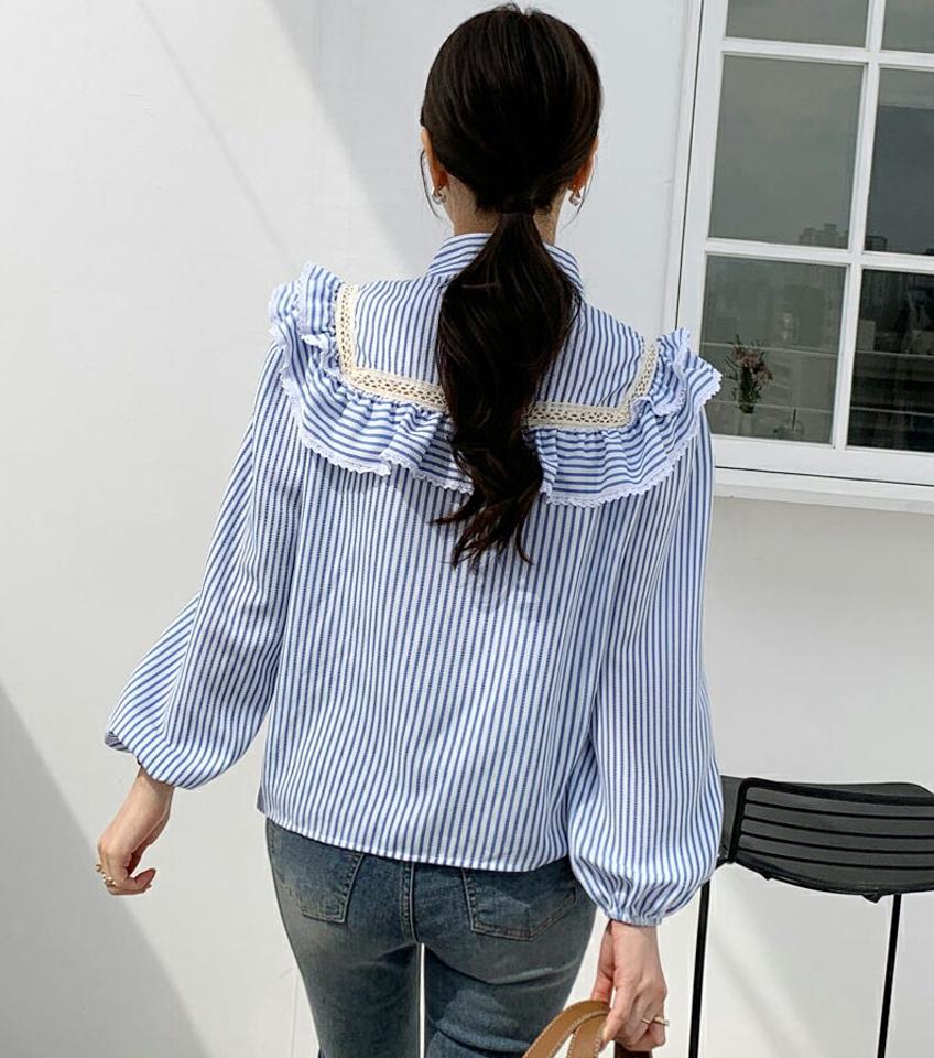 くるみボタンフリルストライプブラウス・全1色・b00369 レディース 【bl】トップス ブラウス 長袖 ハーフネック くるみボタン フリル ストライプ シンプル カジュアル フェミニン 春 秋 韓国ファッション ハイホリHIHOLLI