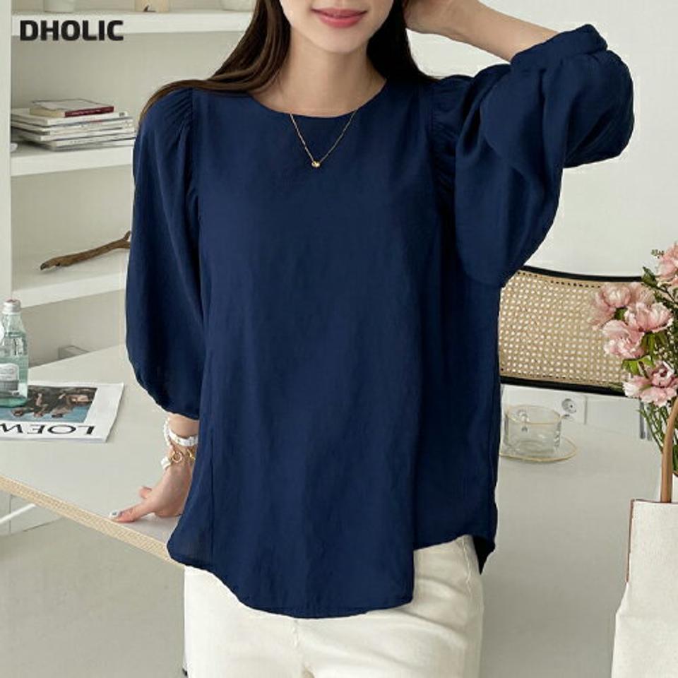 ボリュームブラウス・全3色・b00376 レディース 【bl】トップス ブラウス 7分袖 ラウンドネック ボリューミー ギャザー アンバランス 無地 シンプル オフィスカジュアル フェミニン 春 秋 韓国ファッション ハイホリHIHOLLI