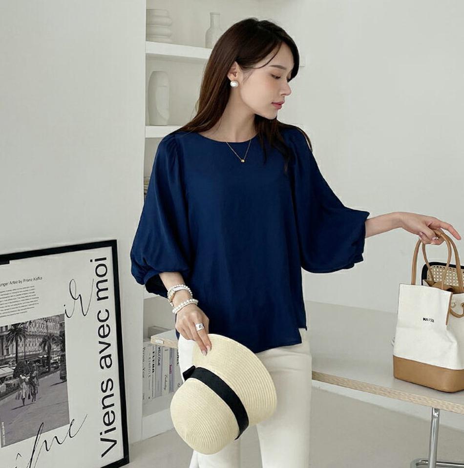 ボリュームブラウス・全3色・b00376 レディース 【bl】トップス ブラウス 7分袖 ラウンドネック ボリューミー ギャザー アンバランス 無地 シンプル オフィスカジュアル フェミニン 春 秋 韓国ファッション ハイホリHIHOLLI