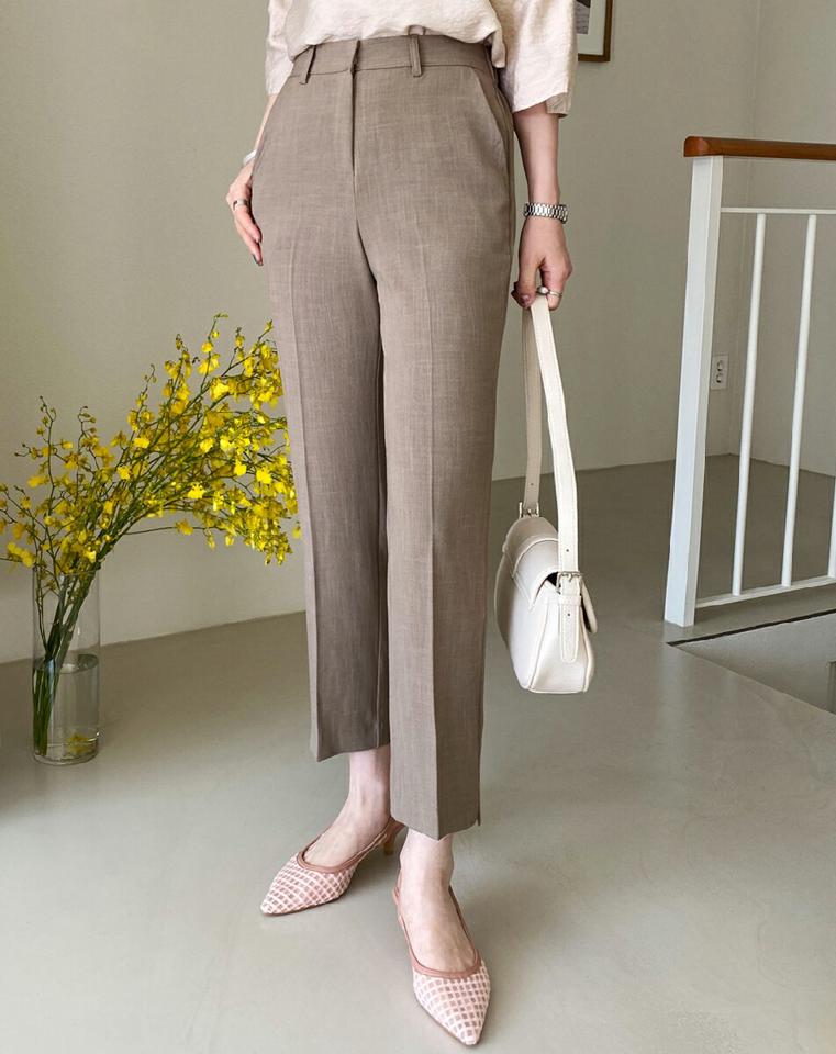 リネン混スリットテーパードスラックス・全3色・b71935 レディース 【pt】スラックス パンツ ズボン ロングパンツ テーパード スリット リネン 単色 無地 シンプル ベーシック 大人 オフィスカジュアル 春 夏 韓国ファッション ハイホリHIHOLLI