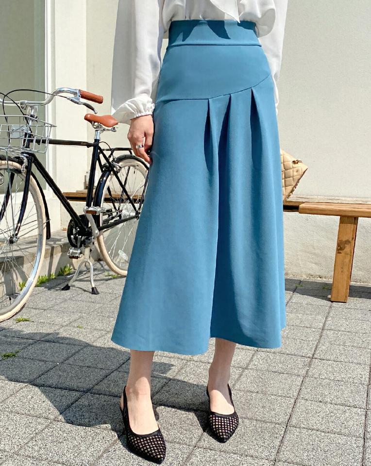 スリットフレアスカート・全4色・b71982 レディース 【sk】スカート ロング丈 ロングスカート フレア スリット 単色 無地 シンプル 大人 カラーアイテム ストレッチ タック バックススリット 水色 春 夏 秋 韓国ファッション ハイホリHIHOLLI
