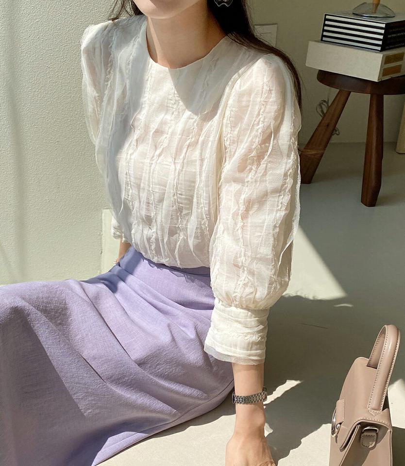 ウェーブフリルシアーブラウス・全2色・b71919 レディース 【bl】トップス ブラウス 七分袖 七分丈 7分丈 シアー シースルー フリル パフスリーブ パフ袖 かわいい フェミニン 大人 上品 ランドネック 春 秋 韓国ファッション ハイホリHIHOLLI
