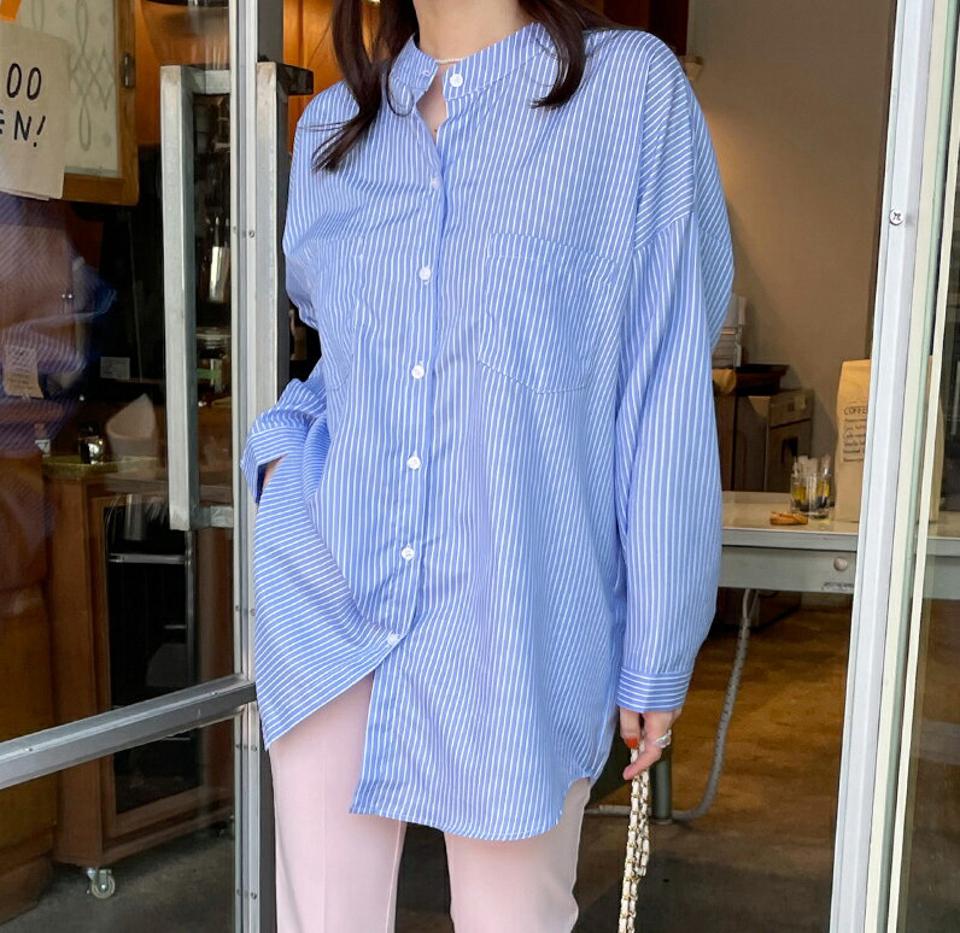 バンドカラーストライプシャツ・全2色・t00628 レディース 【bl】韓国ファッション トップス シャツ 長袖 バンドカラー ストライプ カフスボタン アウトポケット ドロップショルダー ルーズ シンプル カジュアル フェミニン 体型カバー 春 秋