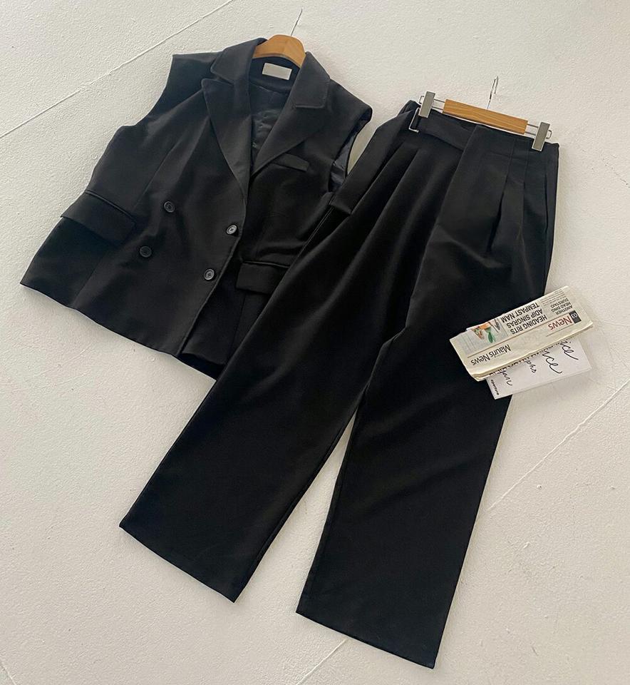 【送料無料】テーラードカラーベスト&サイドベルトスラックスSET・全2色・t00644 レディース 【pt】韓国ファッション ボトムス スラックス ベスト セットアップ カラーネック ワイド ストレート ツータック ハイウエスト 無地 シンプル 春 秋