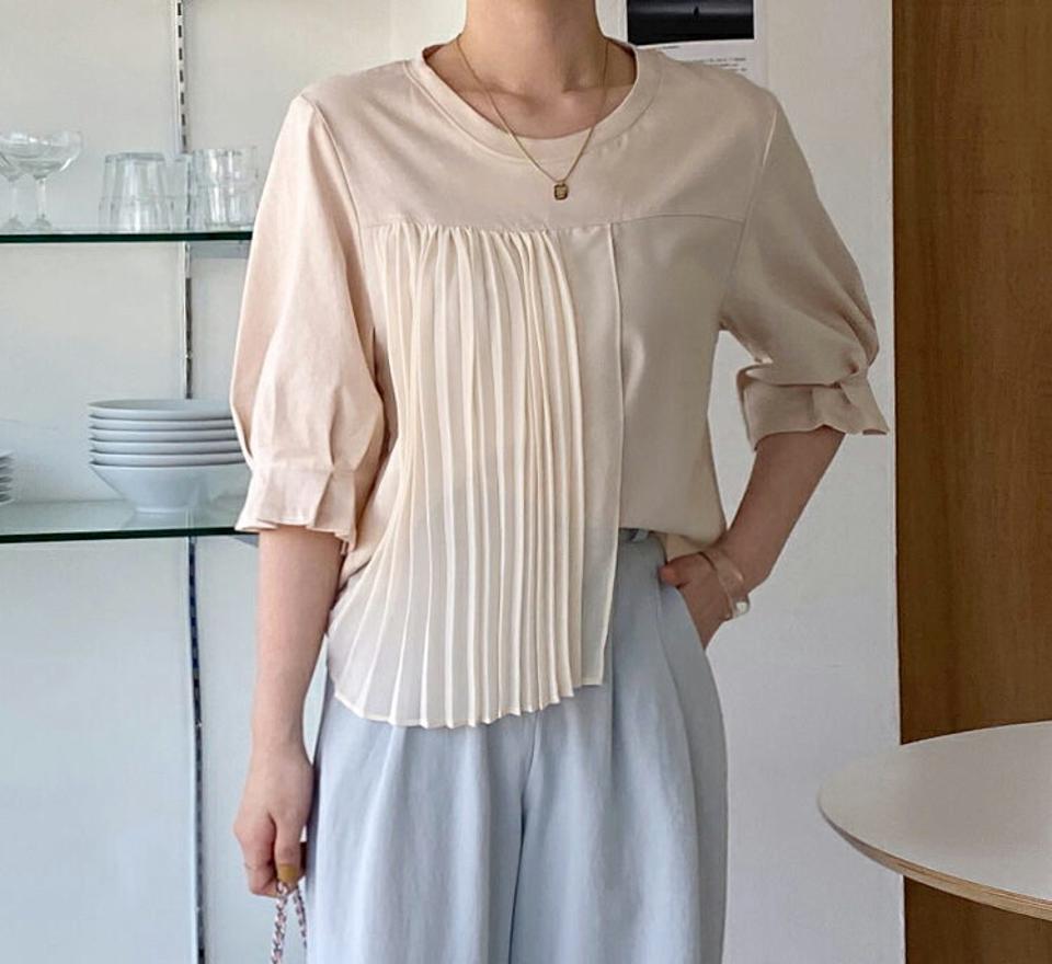 プリーツコントラストパフTシャツ・全2色・b67121 レディース 【tops】トップス Tシャツ 七分袖 7分袖 七分丈 7分丈 パフ袖 パフスリーブ プリーツ フェミニン 上品 ユニーク シンプル アンバランス シフォン 春 夏 秋 韓国ファッション