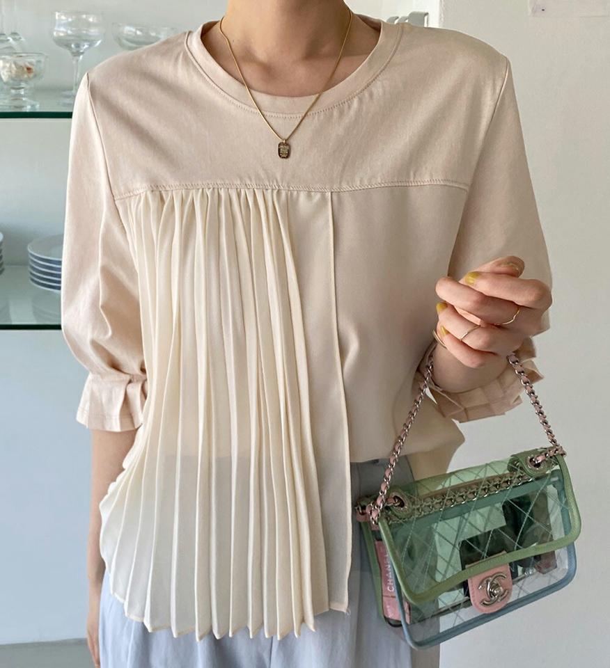 プリーツコントラストパフTシャツ・全2色・b67121 レディース 【tops】トップス Tシャツ 七分袖 7分袖 七分丈 7分丈 パフ袖 パフスリーブ プリーツ フェミニン 上品 ユニーク シンプル アンバランス シフォン 春 夏 秋 韓国ファッション