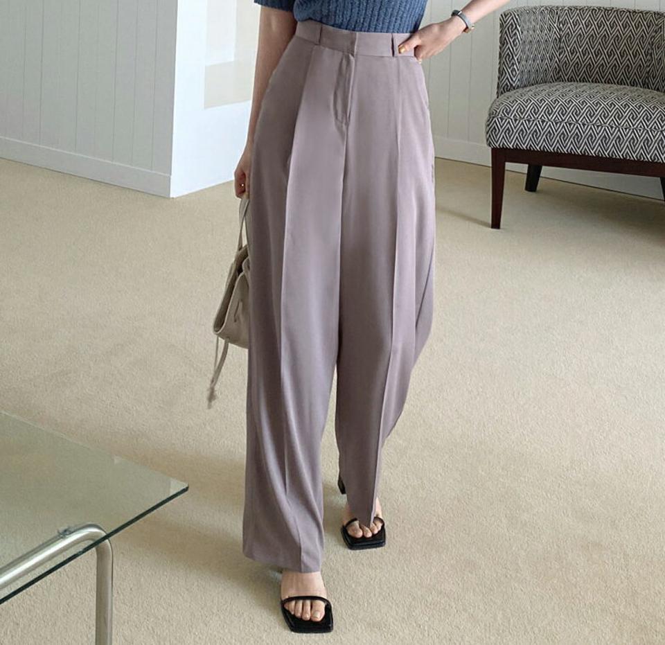ワンタックストレートスラックス・全4色・t67137 レディース 【pt】スラックス パンツ ズボン ストレート タック 単色 無地 シンプル 大人 きれいめ オフィスカジュアル ハイウエスト ベーシック ロングパンツ 春 夏 秋 韓国ファッション