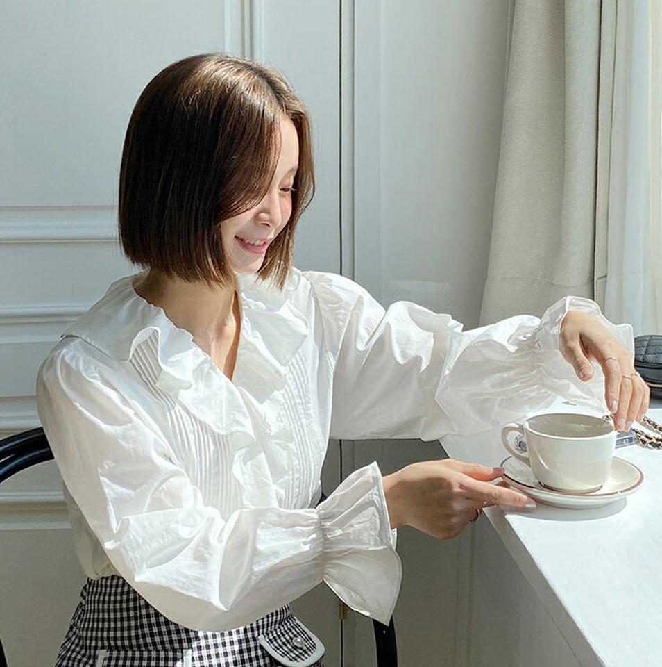 フリルピンタックブラウス・全3色・b67114 レディース 【bl】トップス ブラウス 長袖 フリル タック ガーリー 白 ホワイト かわいい 可愛い 襟コン Vネック パフスリーブ パフ袖 春 秋 韓国ファッション