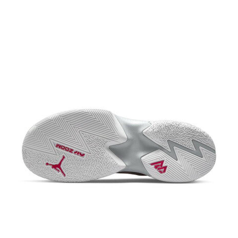 ジョーダン（JORDAN）（メンズ）バスケットシューズ バッシュ 白 ワン テイク 3 PF DC7700-100