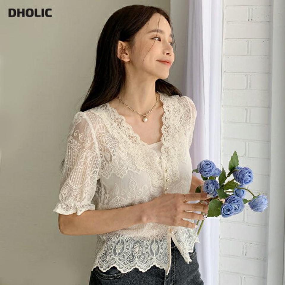 キャミ付パール調ボタンレースブラウス・全2色・b66569 レディース 【bl】トップス ブラウス 半袖 ハーフスリーブ レース 総レース スリーブレス ノースリーブ キャミソール パールボタン フェミニン 上品 透け感 シアー 春 夏 韓国ファッション