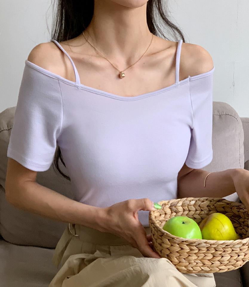 ストラップオフショルTシャツ・全4色・t66562 レディース 【tops】トップス Tシャツ 半袖 オフショルダー 肩出し ストラップ 単色 無地 シンプル カジュアル カットアウト オープンショルダー 春 夏 韓国ファッション