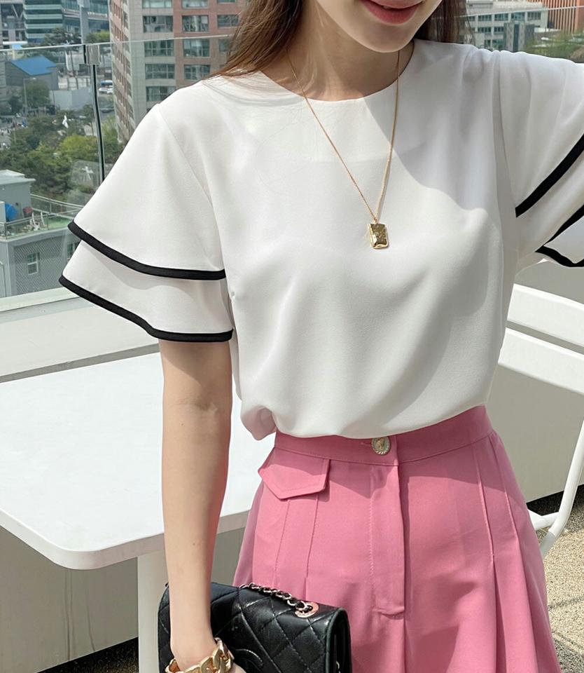 配色ティアードスリーブブラウス・全3色・72146 レディース 【bl】トップス ブラウス 半袖 配色 フレア ラッフル ティアード シンプル カジュアル フェミニン 上品 二の腕カバー きれいめ 夏 春 秋 韓国ファッション HIHOLLI 人気