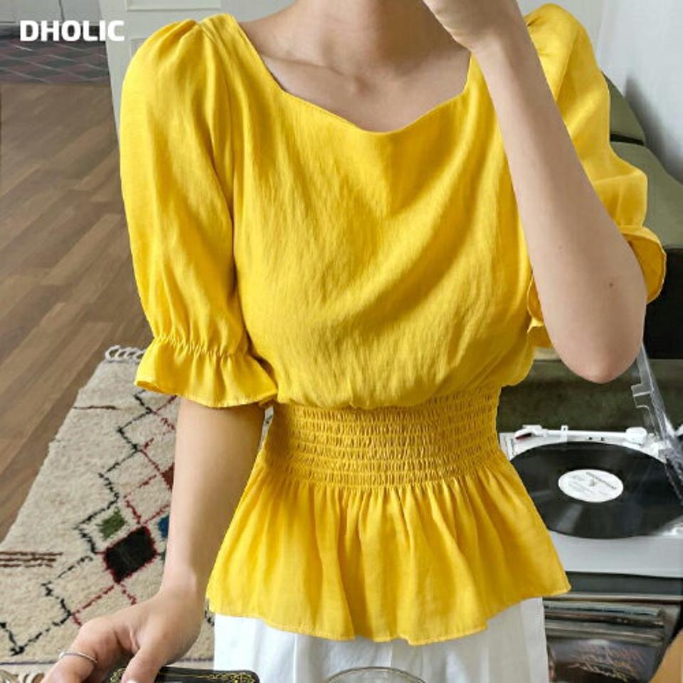 スクエアシャーリングブラウス・全4色・t00699 レディース 【bl】トップス ブラウス 半袖 ハーフスリーブ 袖コン デコルテ 鎖骨 シャーリング スクエアネック ウエストゴム ウエストマーク ペプラム 春 夏 韓国ファッション