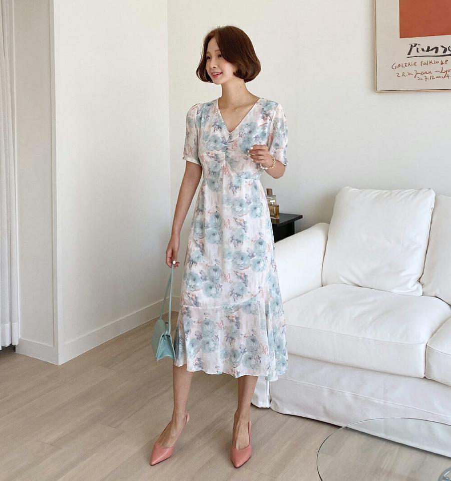 パターンギャザーワンピース・全3色・b00522 レディース 【ops】ワンピース ミディ丈 ミディワンピース 半袖 花柄 水彩画 模様 フェミニン ギャザー シフォン きれいめ パフ袖 パフスリーブ かわいい 大人 春 夏 韓国ファッション