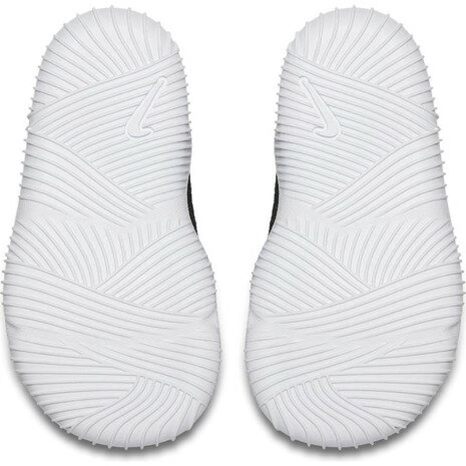ナイキ（NIKE）（キッズ）スニーカー アクア ソック 360 TD ブラック ホワイト 943759-003 スリッポン ベビー 水陸両用 マリン 川 紐なし メッシュ
