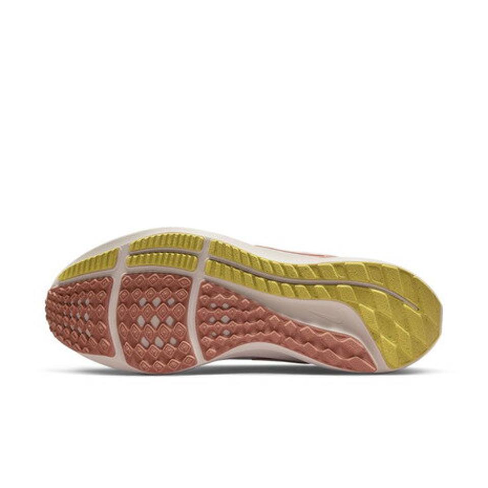 ナイキ（NIKE）（レディース）ランニングシューズ エア ズーム ペガサス 39 ライラック DH4072-501 スニーカー ジョギング トレーニング 駅伝 部活 マラソン