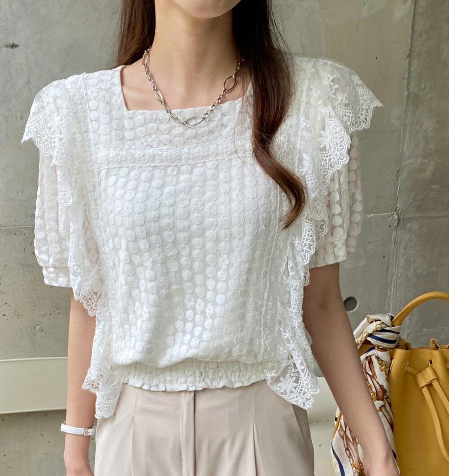 スクエアネックドットレースブラウス・全2色・b00449 レディース 【bl】ブラウス トップス 半袖 単色 模様 柄 ドット レース スクエアネック スカラップ フリル フェミニン ガーリー 春 夏 可愛い かわいい 二の腕カバー 韓国ファッション ハイホリHIHOLLI