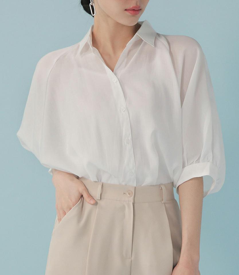 フリルスリットシャツブラウス・全2色・b00273 レディース 【bl】シャツ ブラウス トップス 7分丈 7分袖 七分袖 七分丈 単色 無地 シンプル バックシャン Vネック 鎖骨 デコルテ フリル 体型カバー 春 夏 韓国ファッション ハイホリHIHOLLI