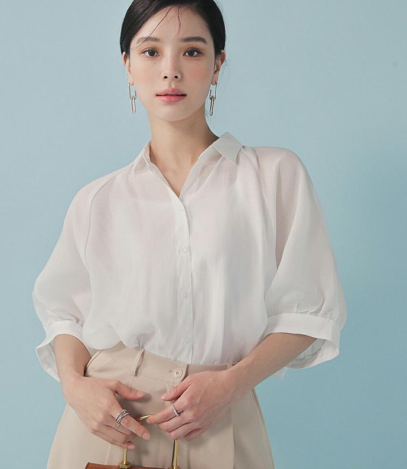 フリルスリットシャツブラウス・全2色・b00273 レディース 【bl】シャツ ブラウス トップス 7分丈 7分袖 七分袖 七分丈 単色 無地 シンプル バックシャン Vネック 鎖骨 デコルテ フリル 体型カバー 春 夏 韓国ファッション ハイホリHIHOLLI