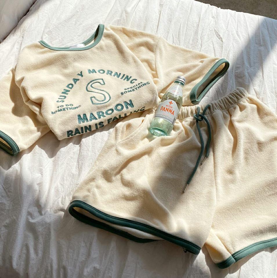 タオルレタリングTシャツ&ショートパンツSET・全4色・t67021 レディース 【pt】セットアップ setup トップス Tシャツ 半袖 ロゴT ロゴ ショートパンツ パンツ ズボン 配色 カジュアル ラフ 楽ちん ユニーク 黄色 春 夏 韓国ファッション