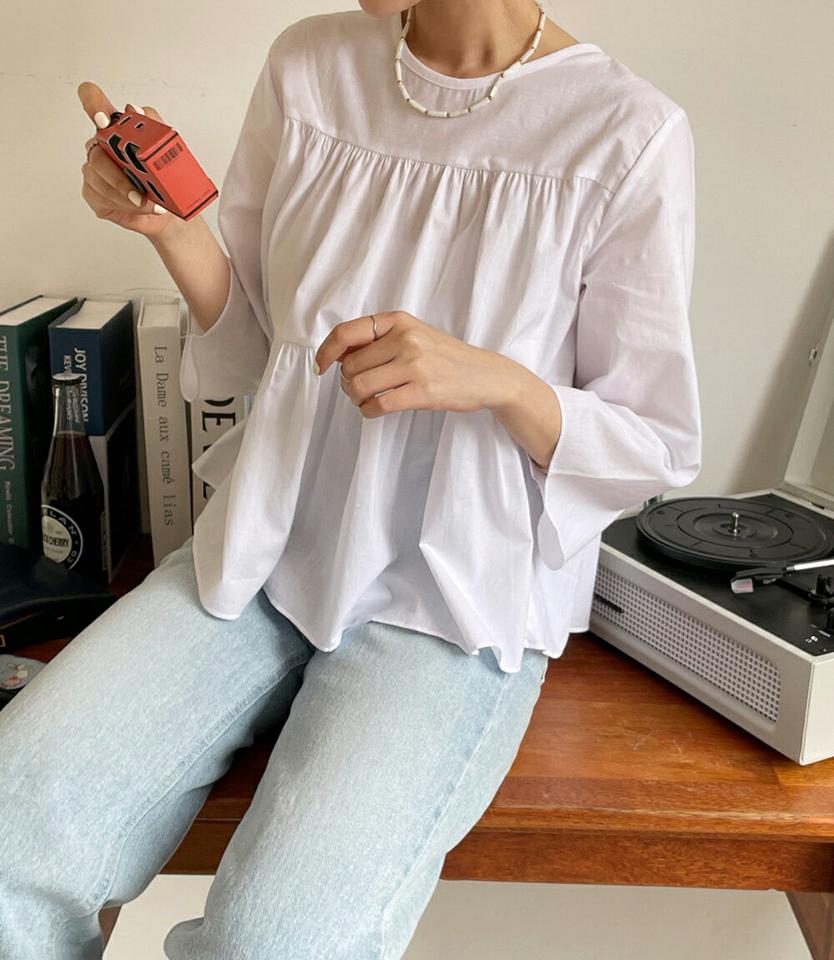 ティアードフレアブラウス・全4色・t67198 レディース 【bl】トップス ブラウス 七分袖 七分丈 7分袖 7分丈 ティアード フレアトップス 体型カバー ふんわり ナチュラル 単色 無地 シンプル 大人 カジュアル ホワイト 白 春 秋 韓国ファッション