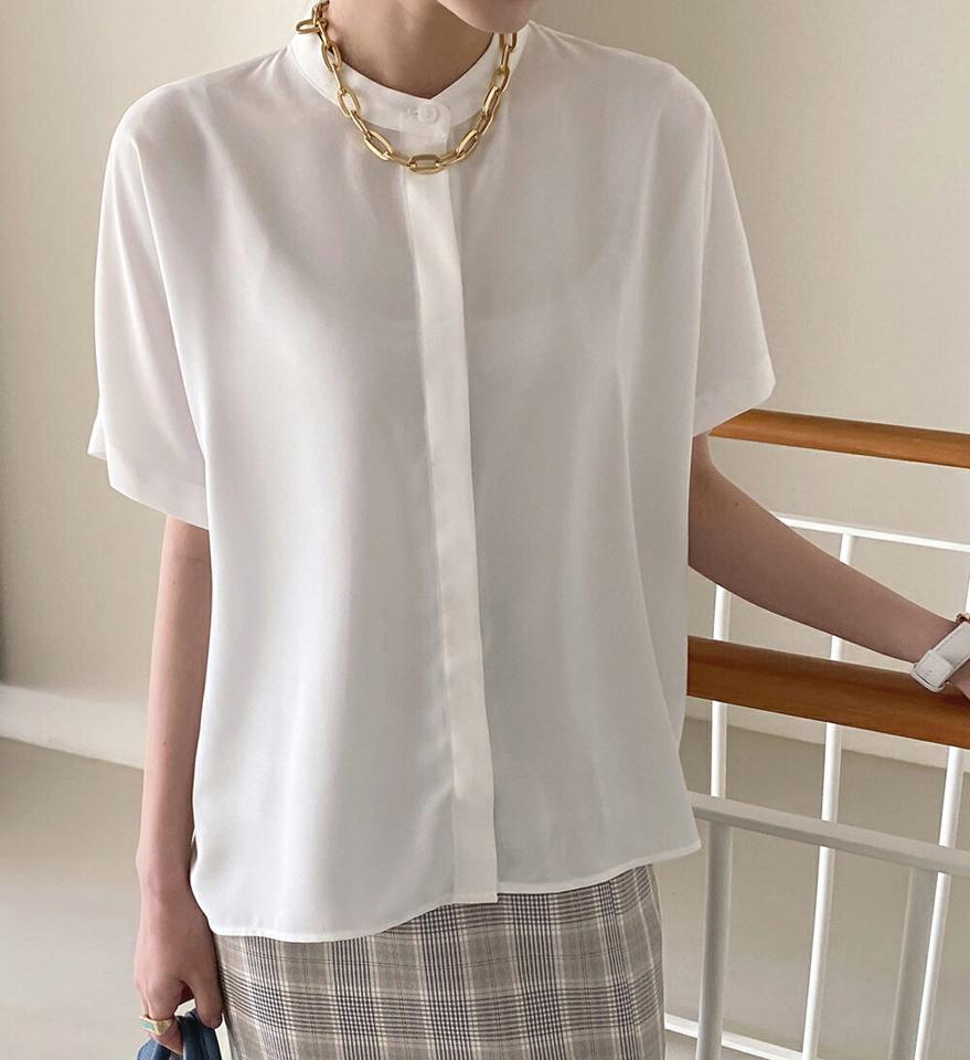 【10%OFF】ルーズフィットボタンブラウス・全4色・b72190 レディース 【bl】ブラウス トップス 半袖 単色 無地 シンプル ベーシック オフィスカジュアル ルーズフィット ボタン 春 夏 きれいめ フェミニン 上品 大人っぽ 韓国ファッション ハイホリHIHOLLI セール SALE