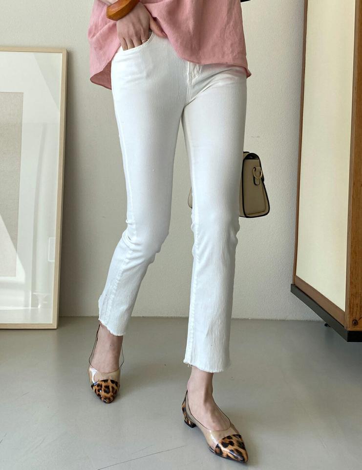 コットン混シークレットゴムフレアパンツ・全3色・t72222 レディース 【pt】パンツ ロング丈 単色 無地 シンプル ベーシック コットン 綿 細身 フレア 春 夏 カジュアル 大人っぽ きれいめ パステル 韓国ファッション ハイホリHIHOLLI