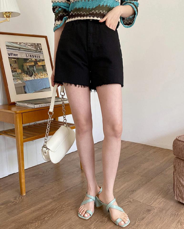 カットオフショートパンツ・全2色・t00556 レディース 【pt】韓国ファッション ボトムス ショート ショートパンツ カットオフ ウエストゴム ベルトループ ワイド コットン 綿 無地 シンプル 体型カバー カジュアル 夏 春 秋 ボトムス