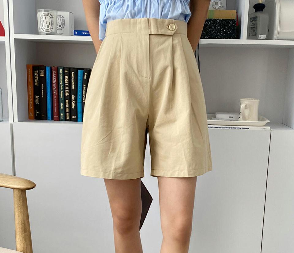 コットン混ツータックショートパンツ・全4色・b66618 レディース 【pt】パンツ ズボン ショートパンツ 短パン 単色 無地 シンプル ベーシック タック カジュアル ラフ 綿 ハイウエスト 春 夏 韓国ファッション
