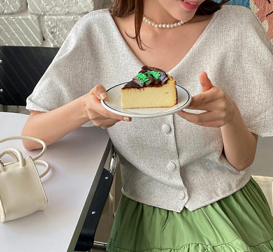 ツイードケープブラウス・全3色・t66602 レディース 【bl】トップス ブラウス ケープ 上品 きれいめ 大人 単色 無地 ツイード くるみボタン レディ 春 夏 韓国ファッション