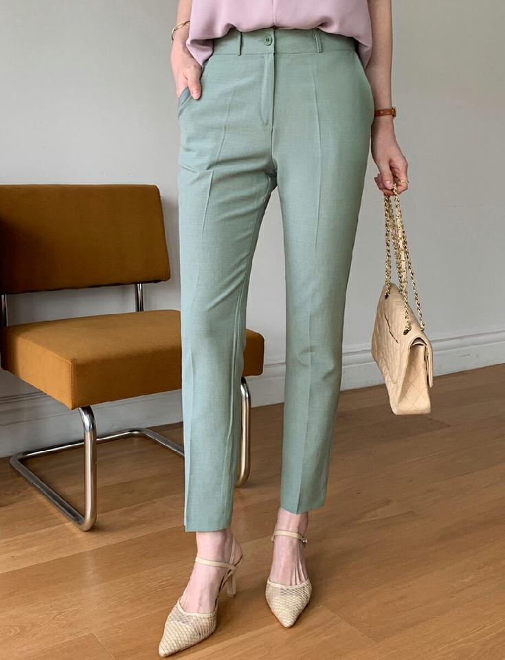 テーパードスラックス・全6色・t72012 レディース 【pt】パンツ スラックス ロング丈 単色 無地 シンプル べーシック パステル 細身 オフィスカジュアル フェミニン カラーパンツ 上品 春 夏 きれいめ 大人っぽ 緑 韓国ファッション ハイホリHIHOLLI