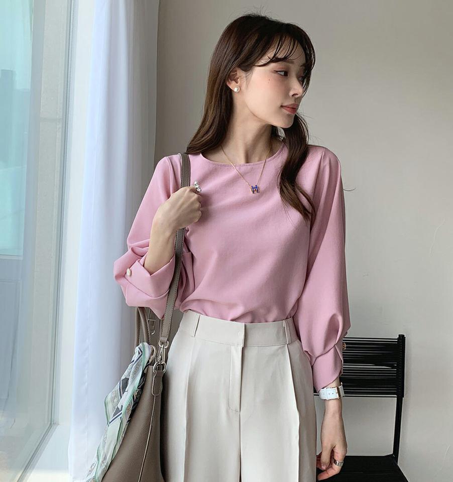 フェイクパールパフブラウス・全6色・e71989 レディース 【bl】ブラウス トップス 七分丈 七分袖 ボタン フェイクパール 単色 無地 シンプル パステル オフィスカジュアル きれいめ フェミニン 上品 春 秋 韓国ファッション ハイホリHIHOLLI