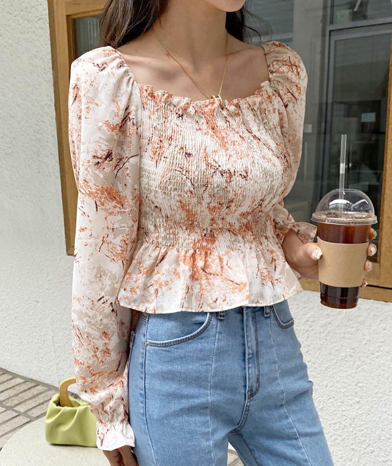 2WAYパターンシャーリングブラウス・全3色・b00743 レディース 【bl】トップス ブラウス 長袖 シャーリング 総柄 模様 オフショルダー デコルテ 鎖骨 フェミニン フリル スクエアネック ゴム 春 秋 韓国ファッション