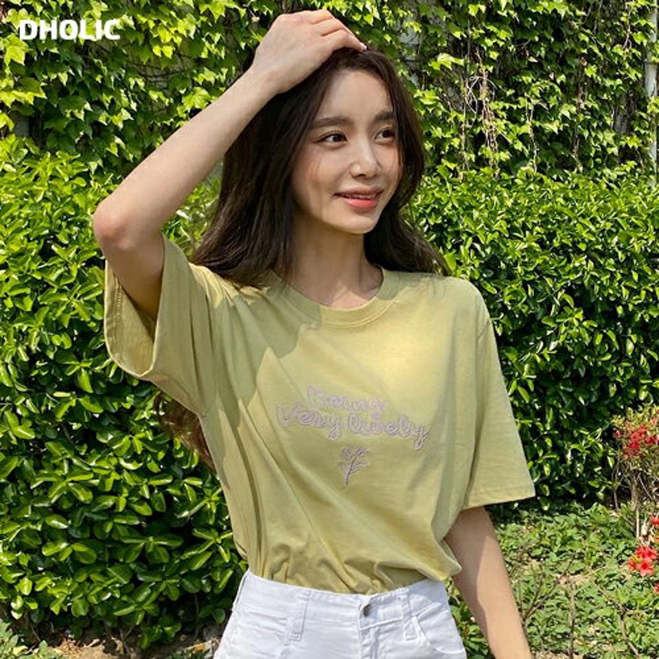 刺繍レタリングラウンドTシャツ・全4色・b00707 レディース 【tops】トップス Tシャツ 半袖 ロゴT レタリング ロゴ カジュアル ラウンドネック ハーフスリーブ くすみ 春 夏 韓国ファッション