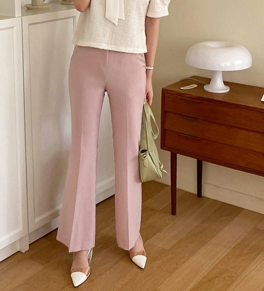 セミフレアスラックス・全2色・t00752 レディース 【pt】パンツ ズボン ロングパンツ スラックス セミフレア 単色 無地 シンプル ベーシック 大人 カラーパンツ オフィスカジュアル ピンク パステル 春 夏 韓国ファッション