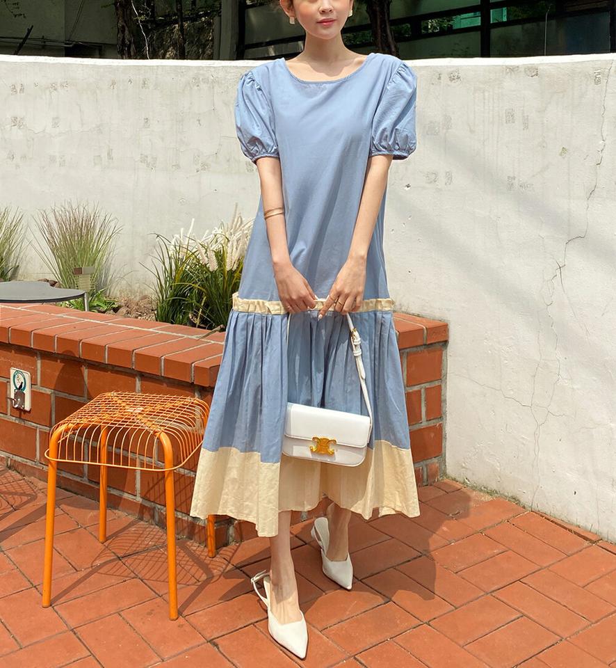 コントラストプリーツヘムパフワンピース・全2色・b67284 レディース 【ops】韓国ファッション ワンピース ロング ロングワンピース 半袖 ラウンドネック フリル コントラスト プリーツヘム パフスリーブ 水色 体型カバー ロング丈 シンプル フェミニン 夏 春 秋