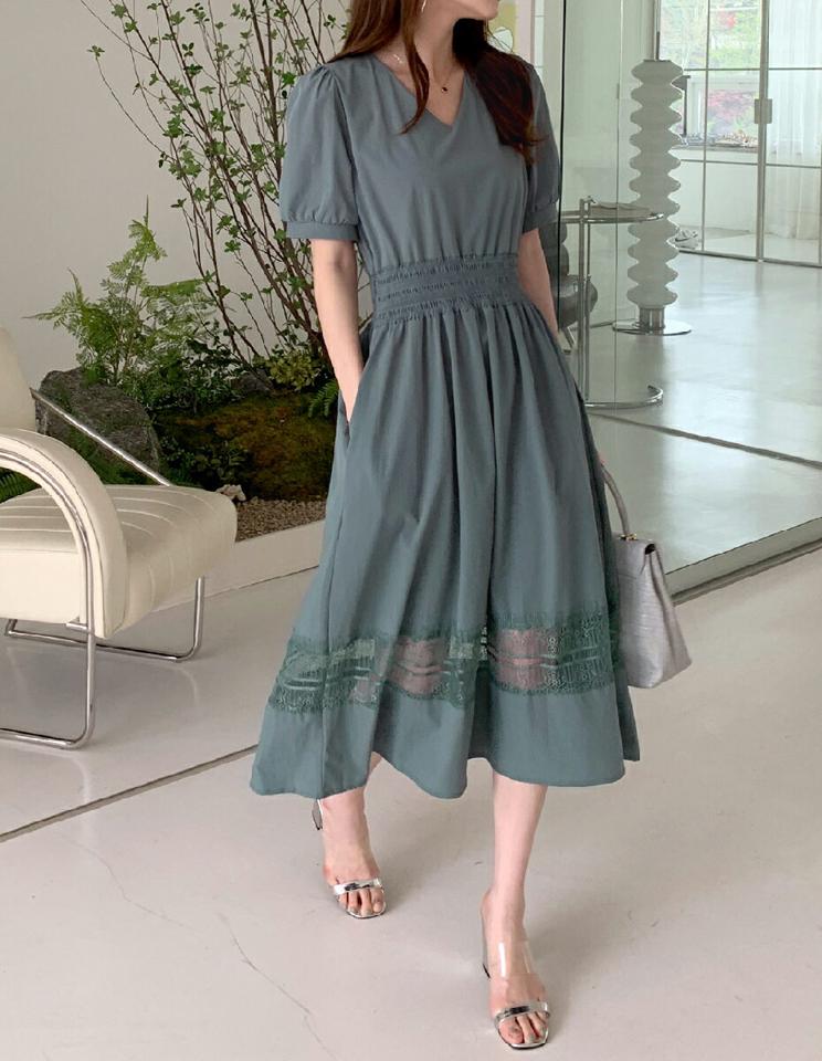 Vネックレースラインワンピース・全3色・b00492 レディース 【ops】ワンピース 半袖 ロング丈 柄 模様 レース ライン Vネック 鎖骨 デコルテ フレア 春 夏 二の腕カバー 体型カバー フェミニン きれいめ パフスリーブ 韓国ファッション ハイホリHIHOLLI
