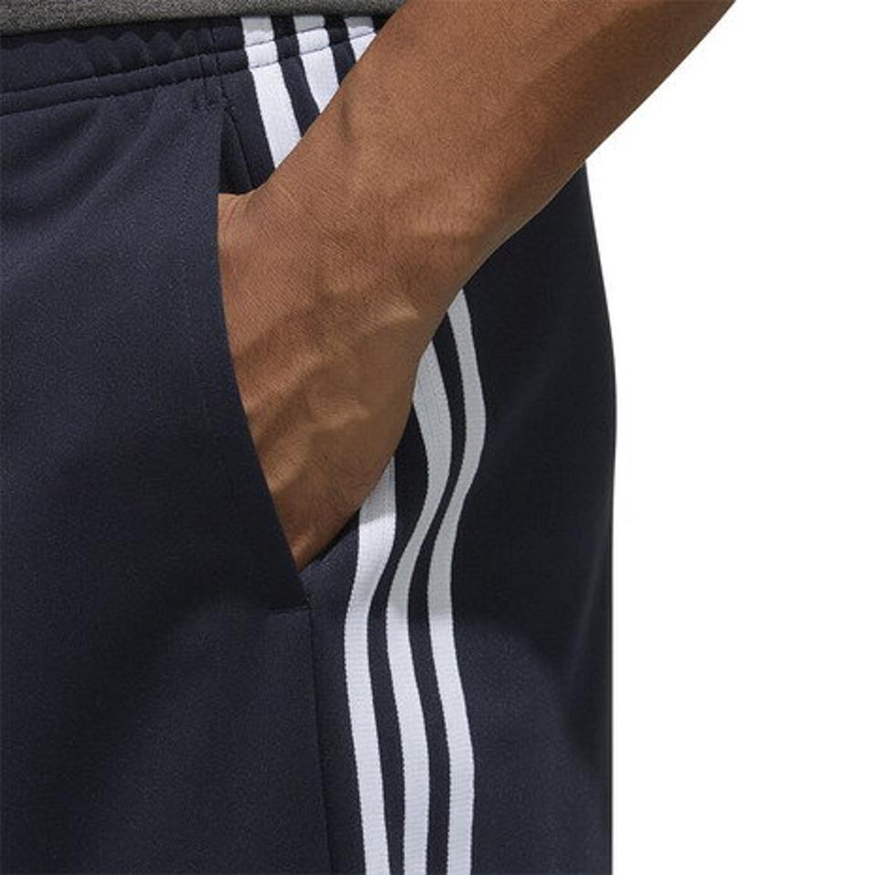 【20%OFFクーポン!3/26まで】アディダス(adidas)(メンズ)ジャージ ハーフパンツ メンズ Must Haves 3ストライプス ショーツ GUN48-FM5316 オンライン価格