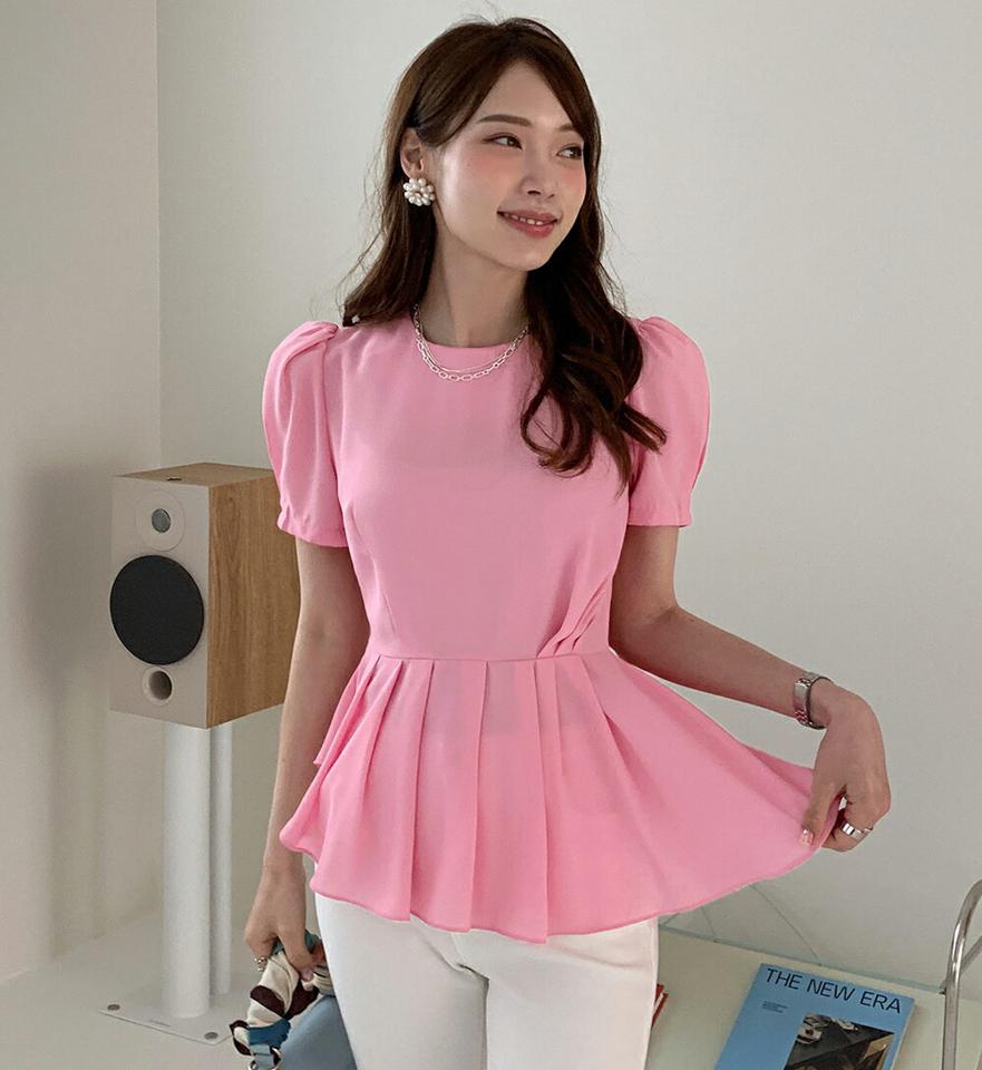 プリーツブラウス・全3色・t72036 レディース 【bl】ブラウス トップス 半袖 プリーツ 無地 シンプル オフィスカジュアル パフスリーブ パフ袖 パステル ピンク 春 夏 フェミニン 上品 お腹カバー 韓国ファッション ハイホリHIHOLLI