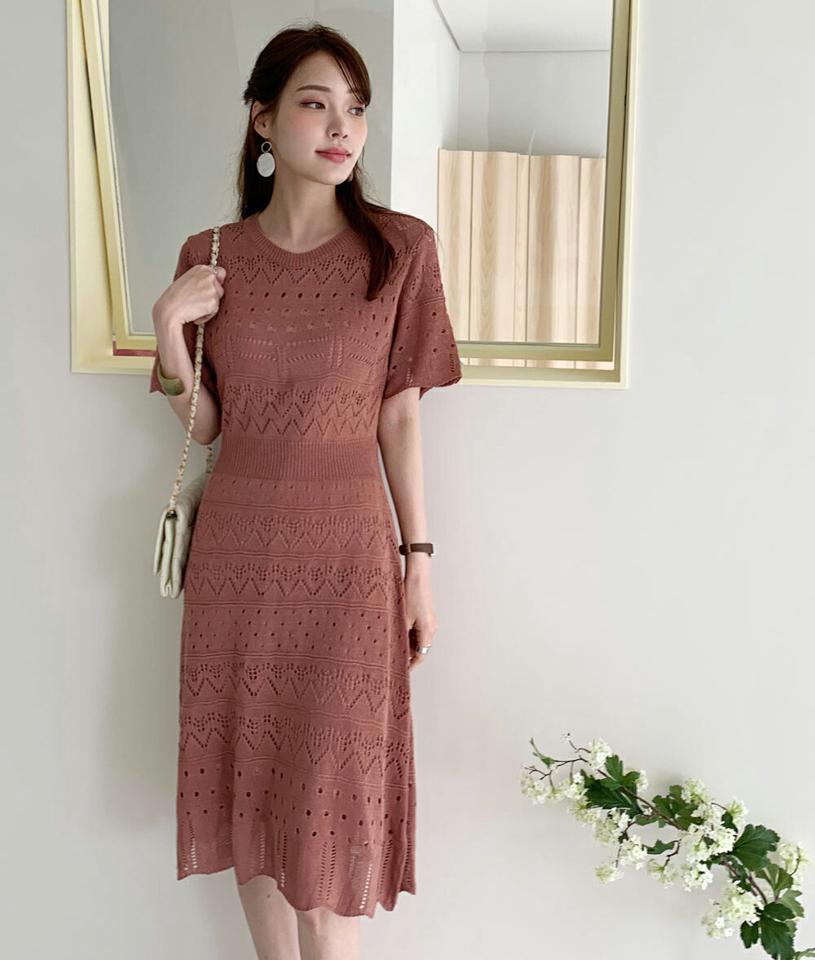 スリップ付パンチングニットワンピース・全4色・b72038 レディース 【ops】ワンピース 半袖 ミディ丈 単色 パンチング ニット 模様 スリップ付き クロシェ編み スカラップ Aライン 透け感 春 夏 フェミニン カジュアル サマーニット 韓国ファッション ハイホリHIHOLLI